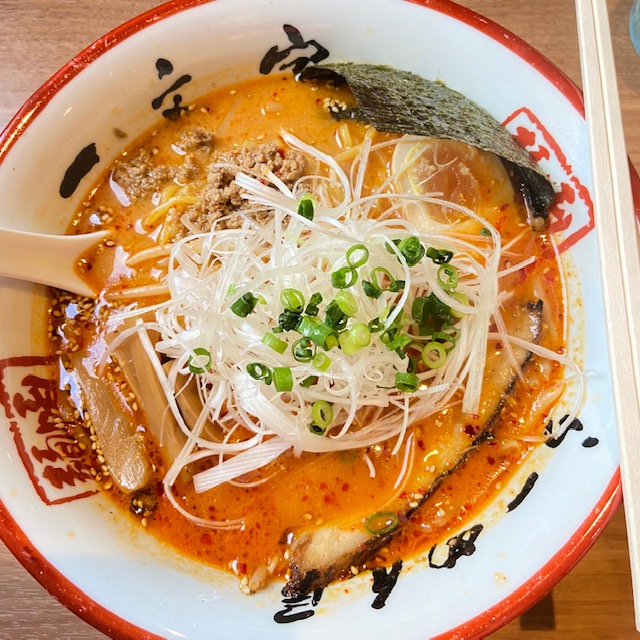 函館麺や　一文字の辛みそラーメン。